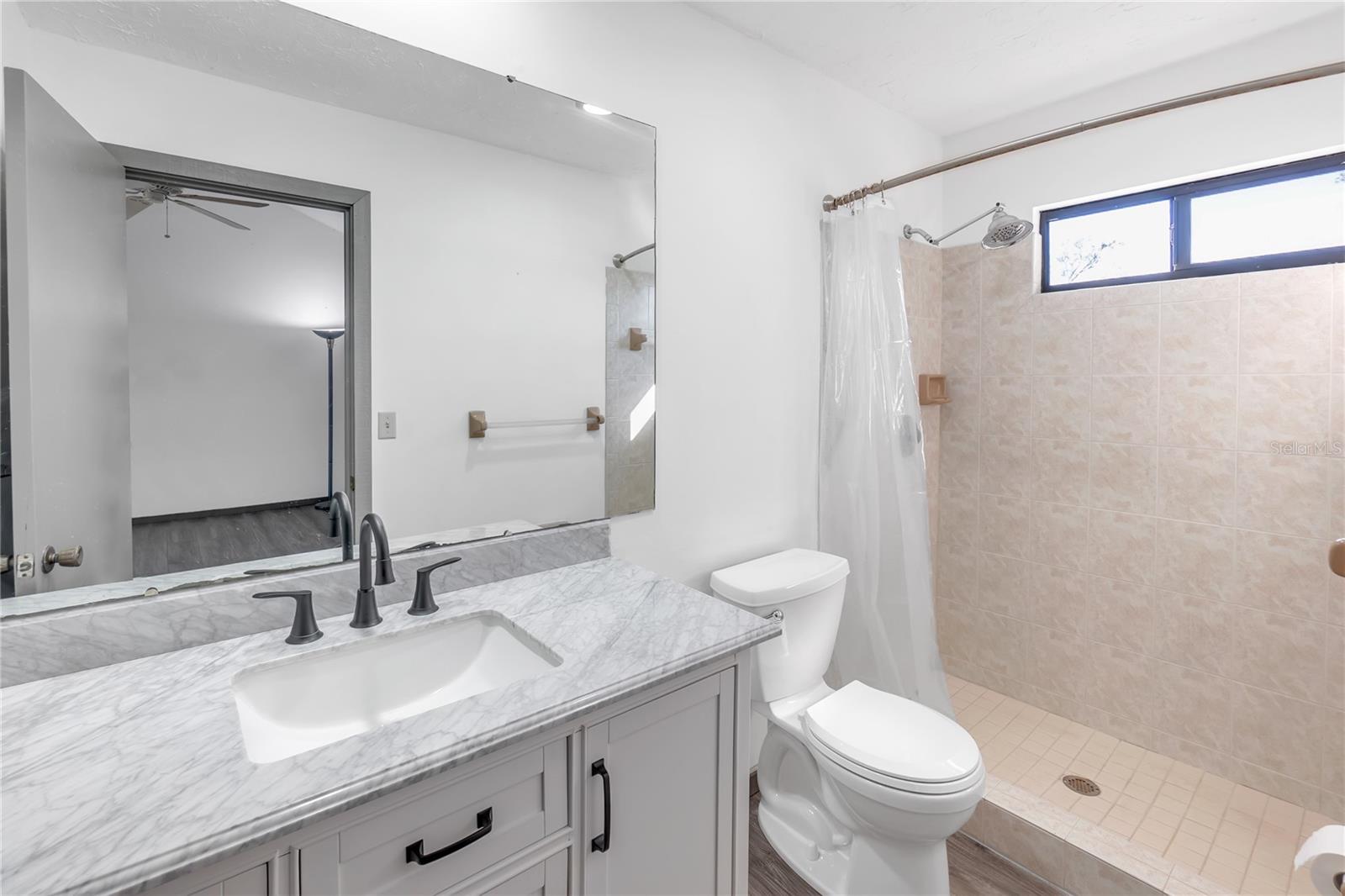 2037 LINWOOD WAY, SARASOTA, FL, 34232