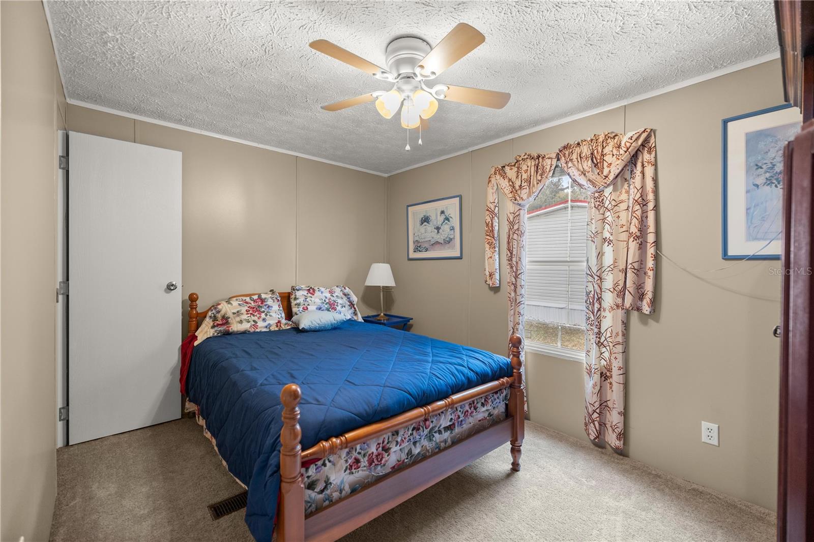 422 HITCHCOCK ST, LADY LAKE, FL, 32159