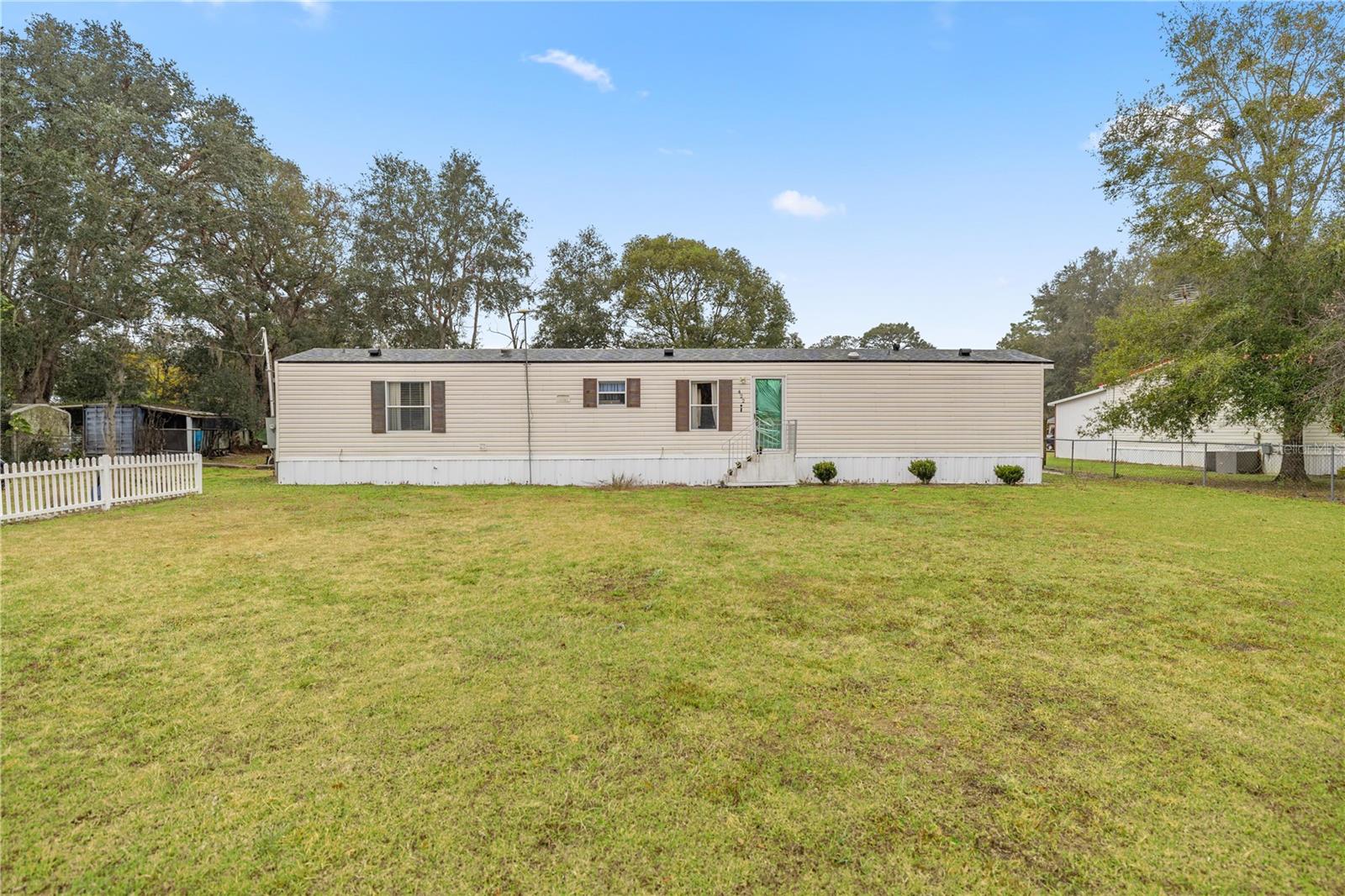 422 HITCHCOCK ST, LADY LAKE, FL, 32159