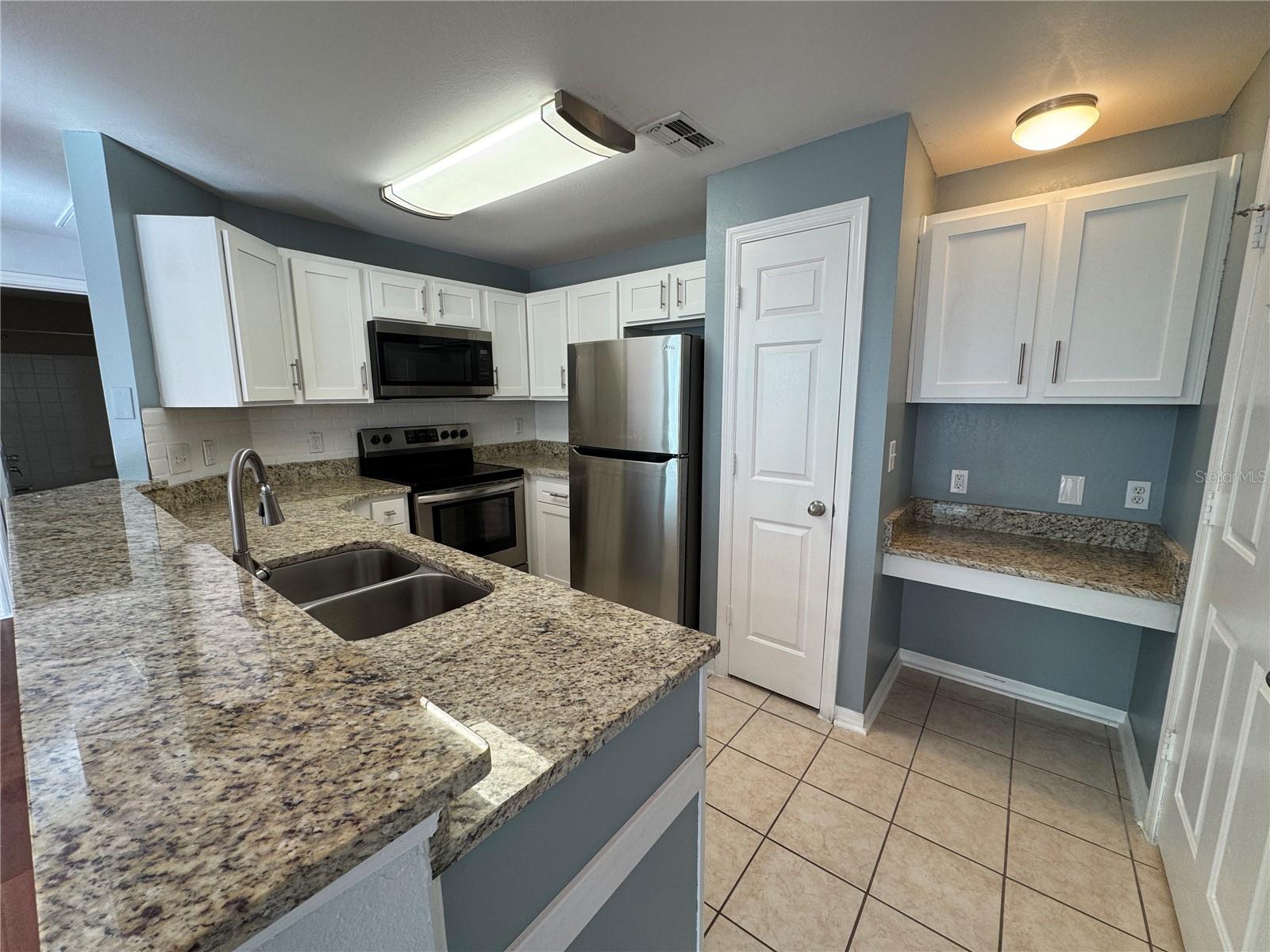 2015 ERVING CIR #206, OCOEE, FL, 34761