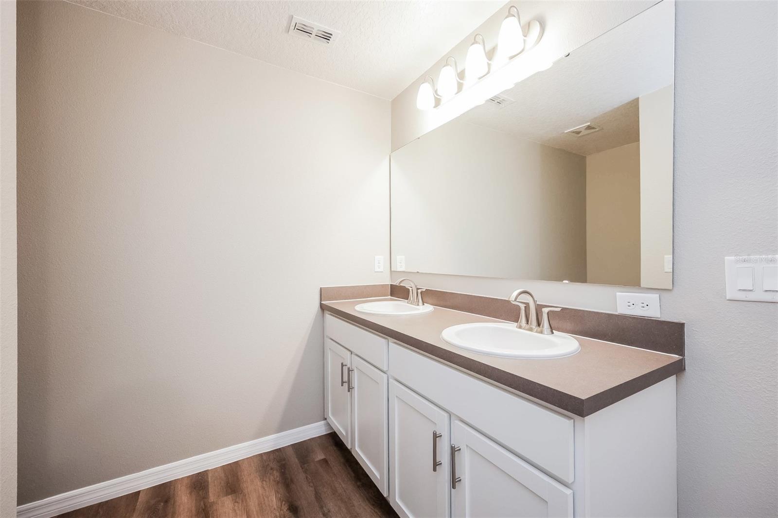 364 FERN CT, POINCIANA, FL, 34759