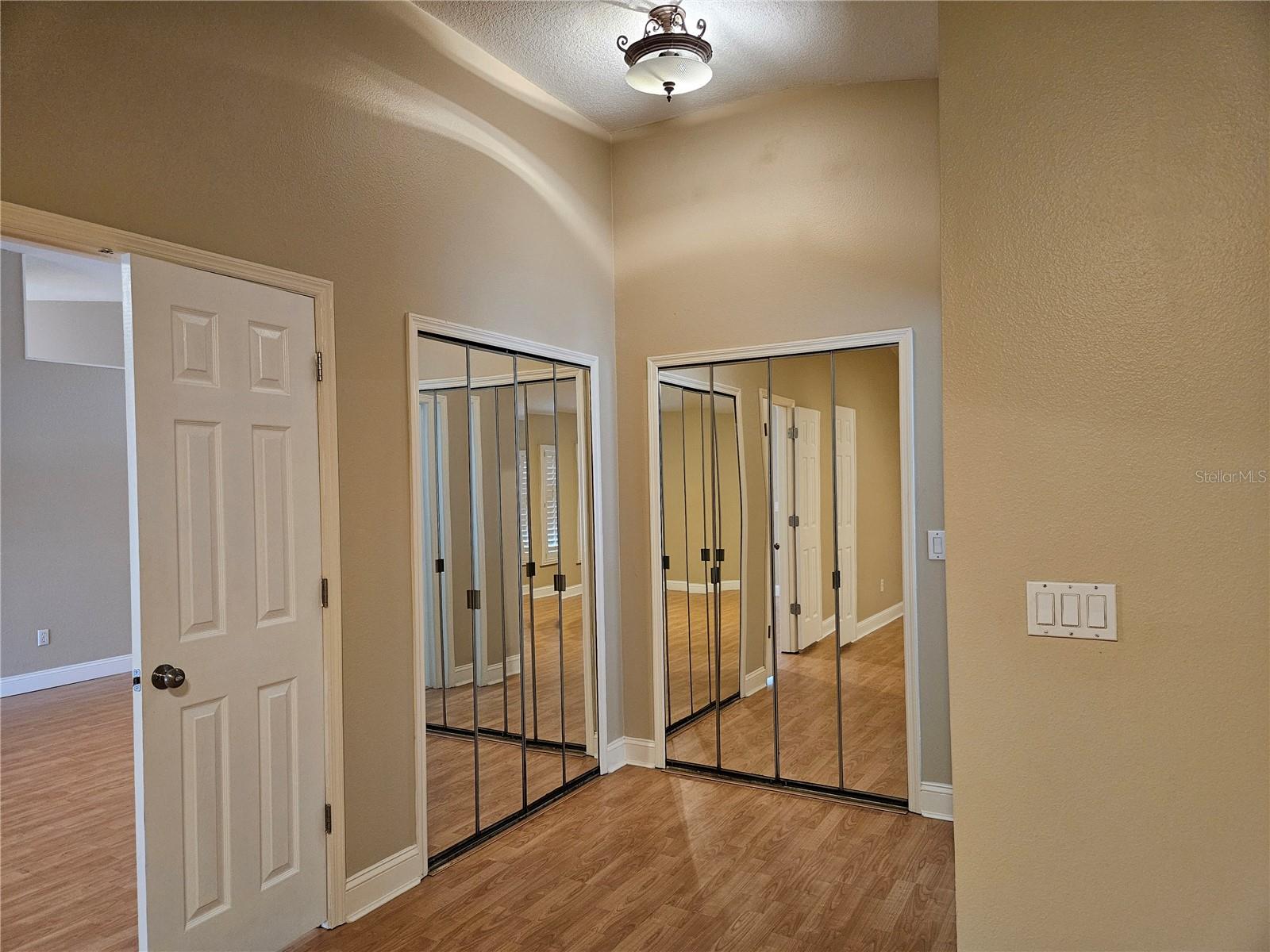 9403 LARKBUNTING DR, TAMPA, FL, 33647