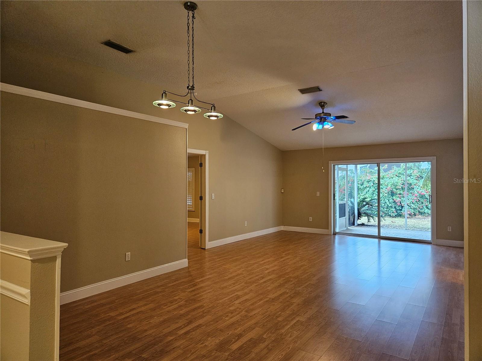 9403 LARKBUNTING DR, TAMPA, FL, 33647