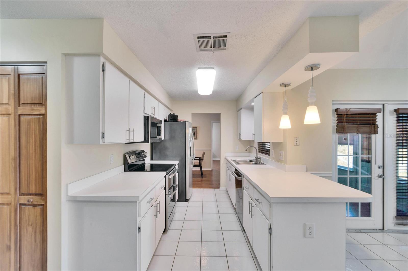 920 GREENBELT CIR, BRANDON, FL, 33510