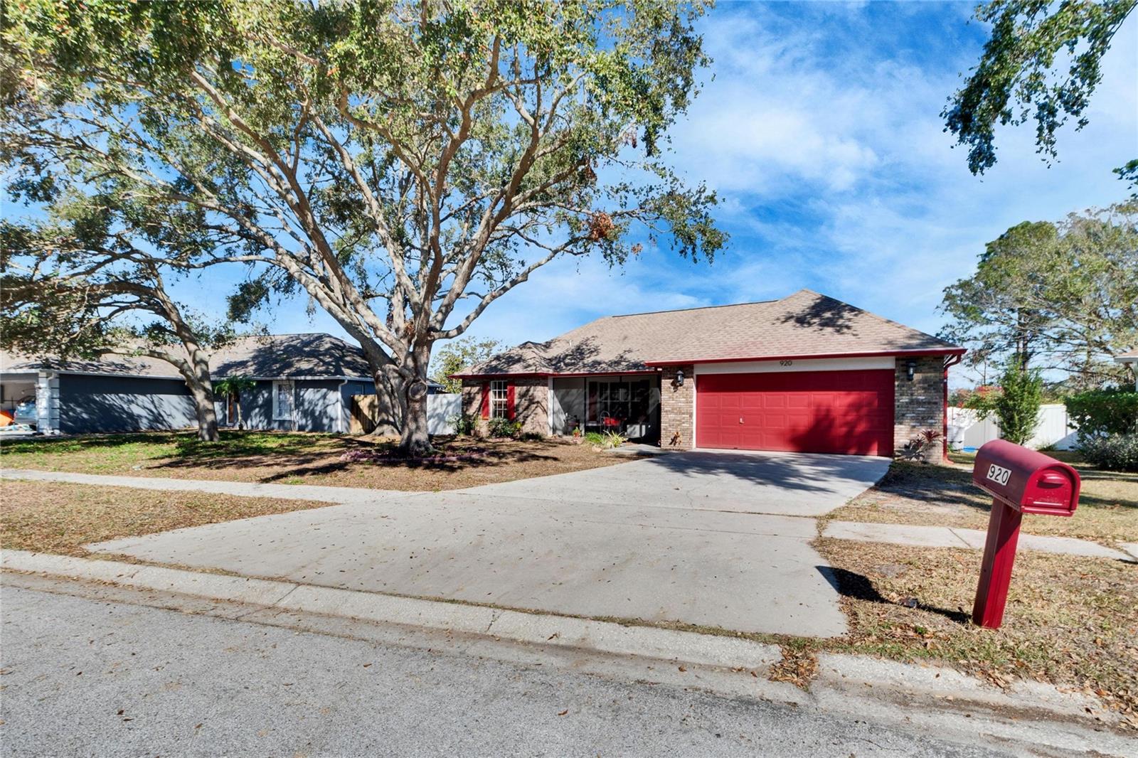 920 GREENBELT CIR, BRANDON, FL, 33510