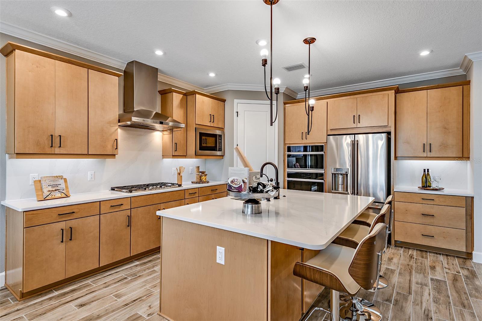 2471 OVERFALLS PL, WESLEY CHAPEL, FL, 33543