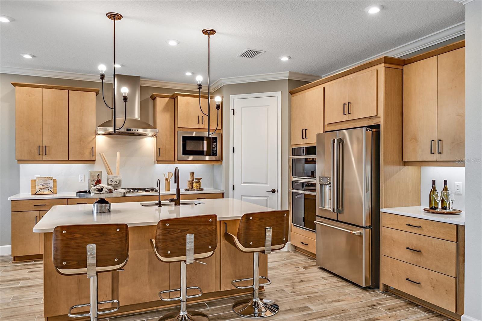 2471 OVERFALLS PL, WESLEY CHAPEL, FL, 33543