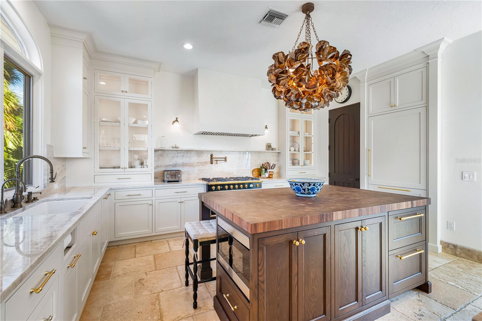 1023 TOCOBAGA LN, SARASOTA, FL, 34236