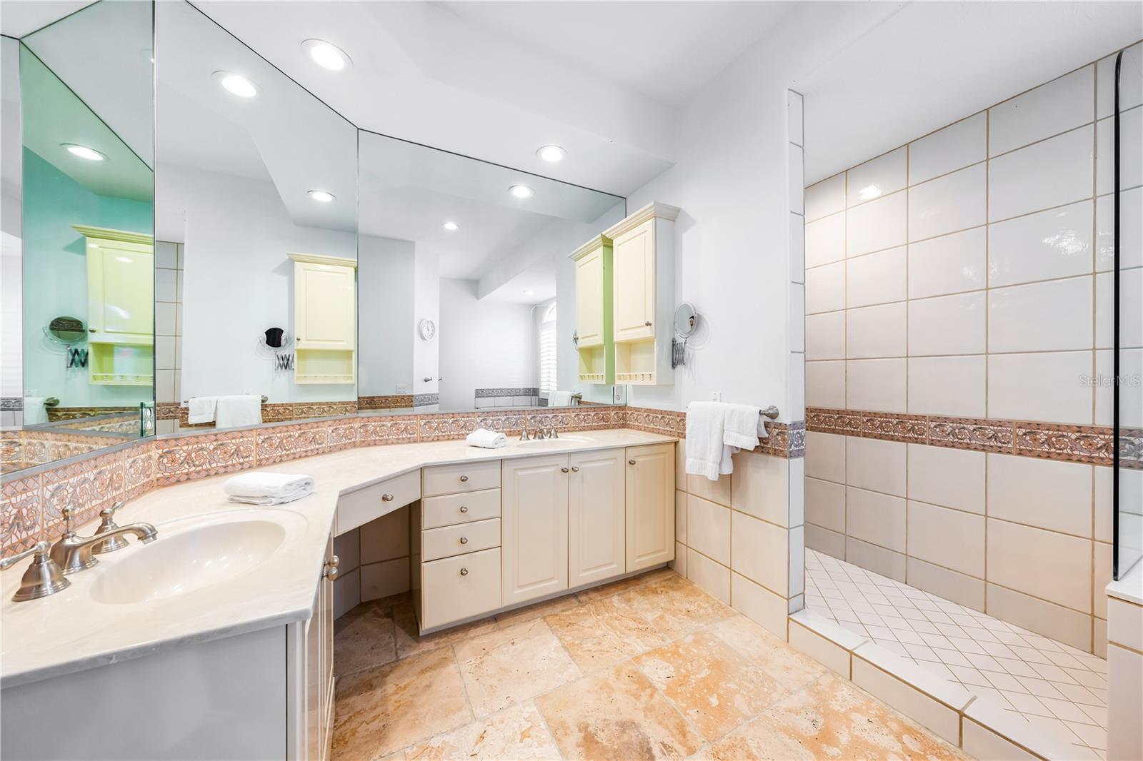 1023 TOCOBAGA LN, SARASOTA, FL, 34236