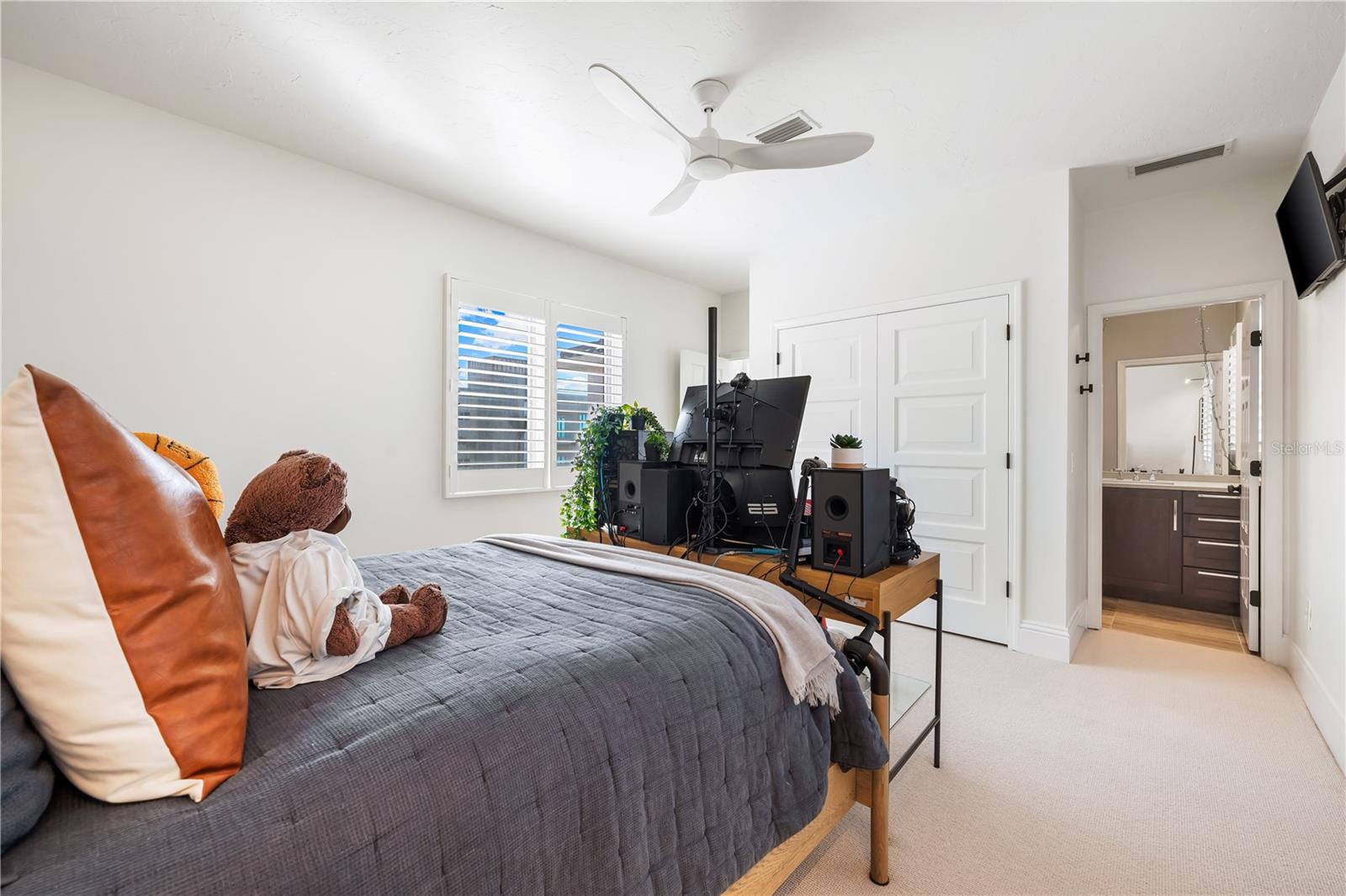 1023 TOCOBAGA LN, SARASOTA, FL, 34236