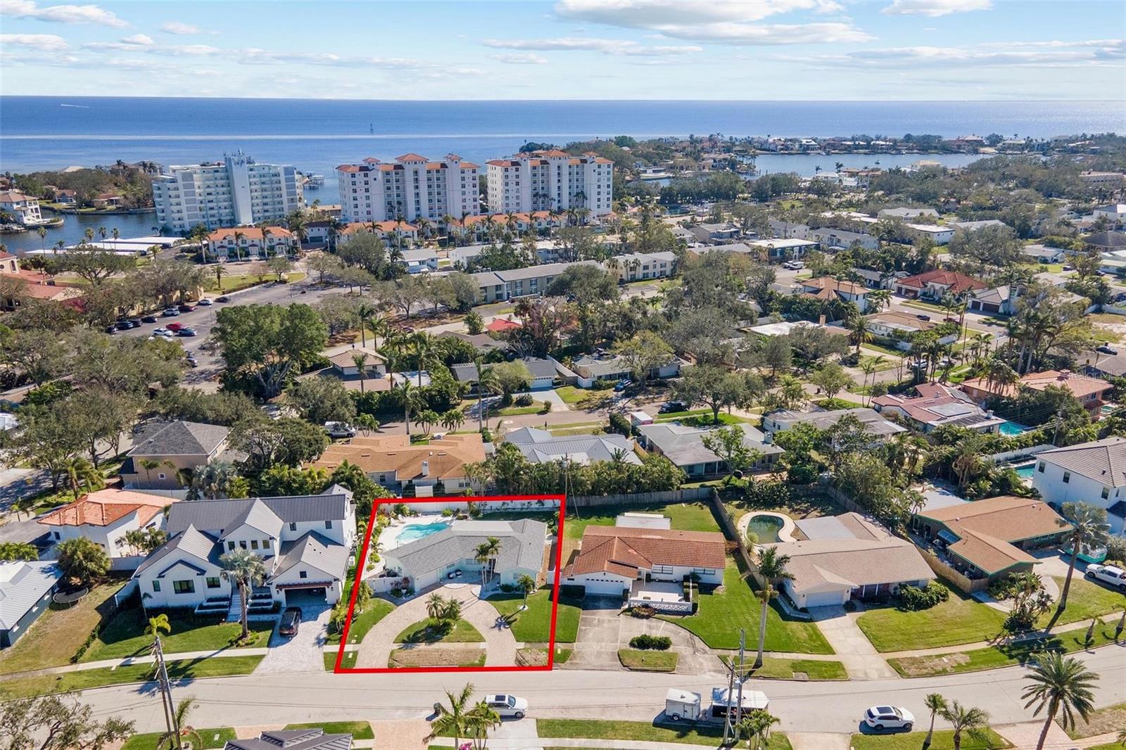 1253 CORDOVA BLVD NE, ST PETERSBURG, FL, 33704