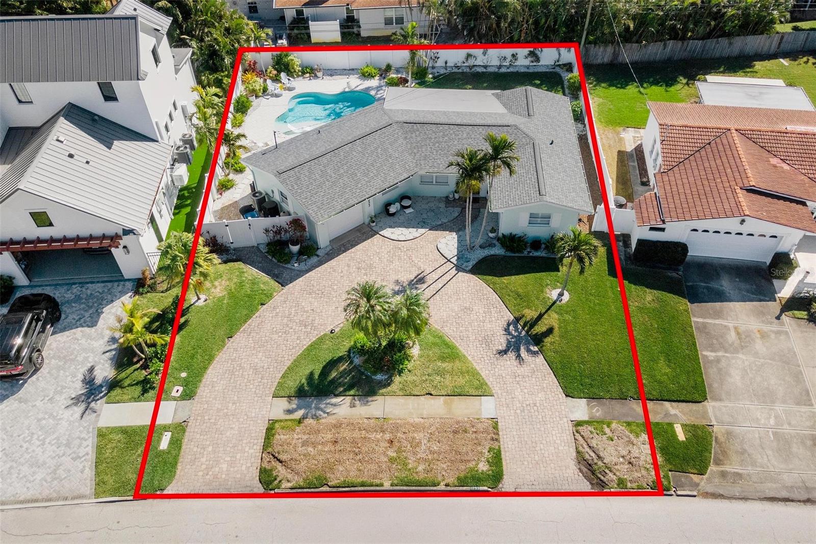 1253 CORDOVA BLVD NE, ST PETERSBURG, FL, 33704