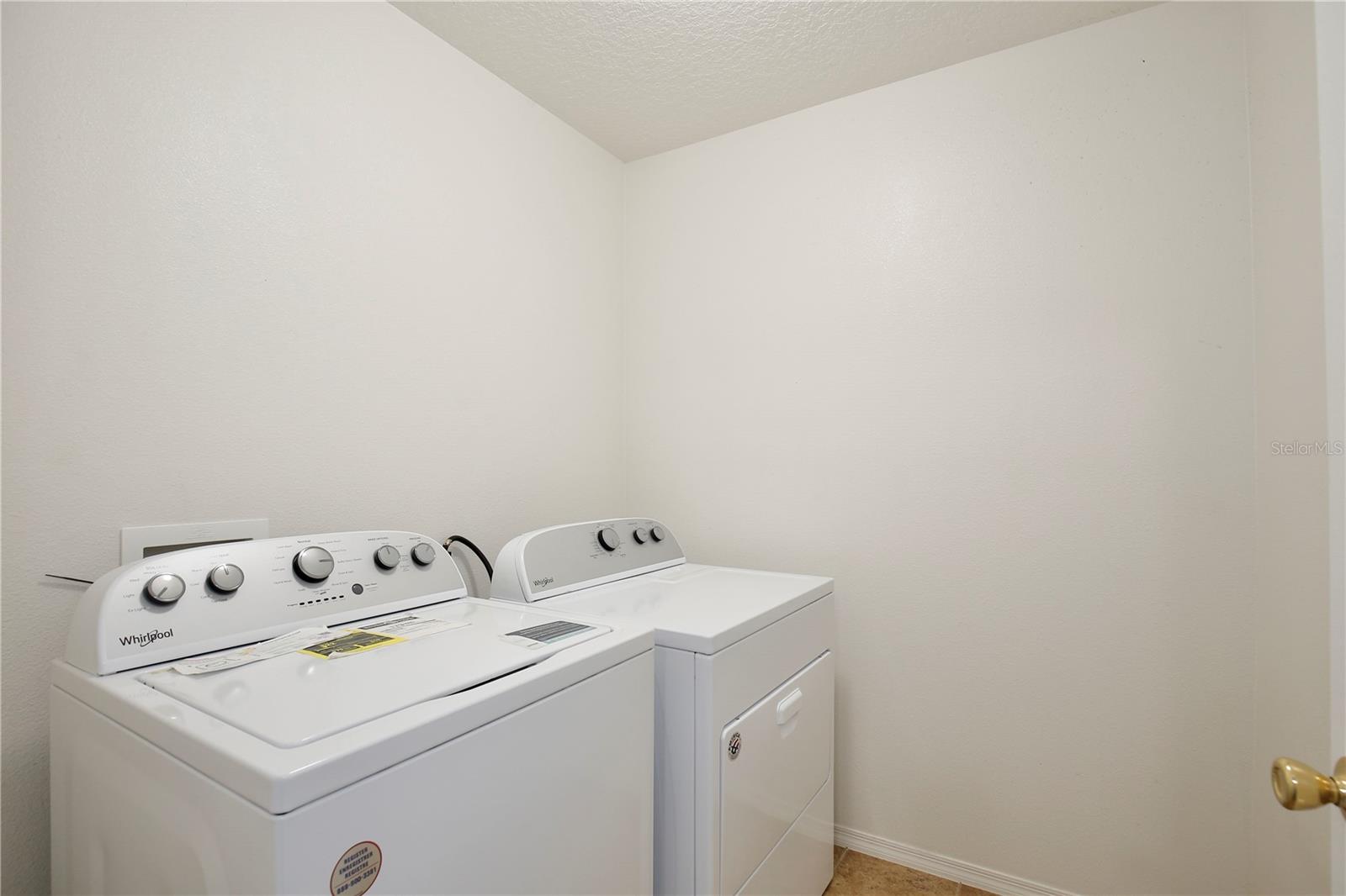 13004 BOGGY POINTE DR, ORLANDO, FL, 32824