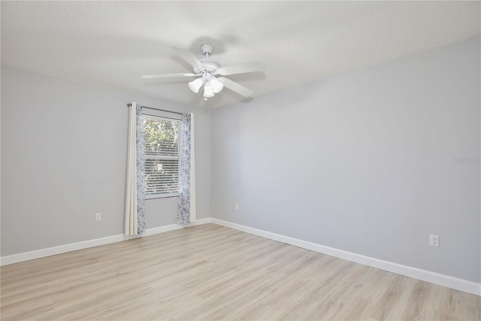 13004 BOGGY POINTE DR, ORLANDO, FL, 32824