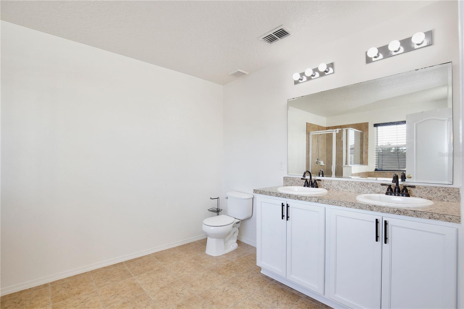 13004 BOGGY POINTE DR, ORLANDO, FL, 32824