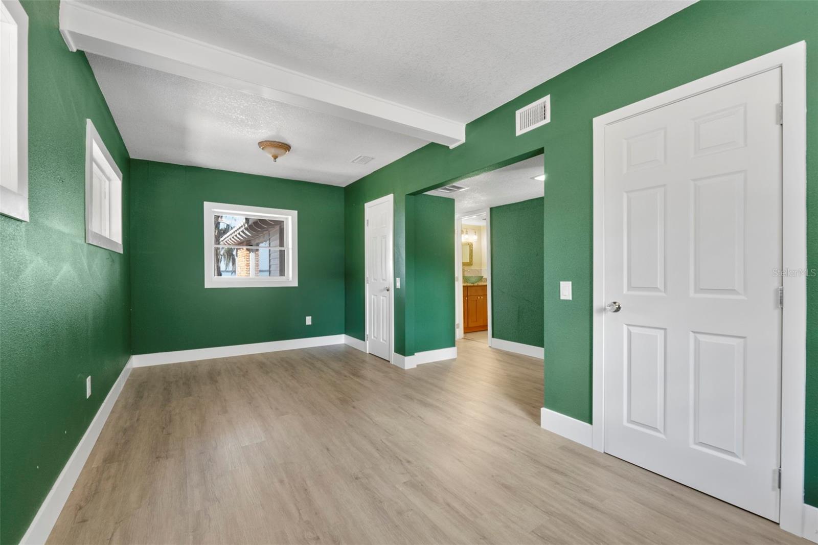 2072 JESSUP RD, OVIEDO, FL, 32765