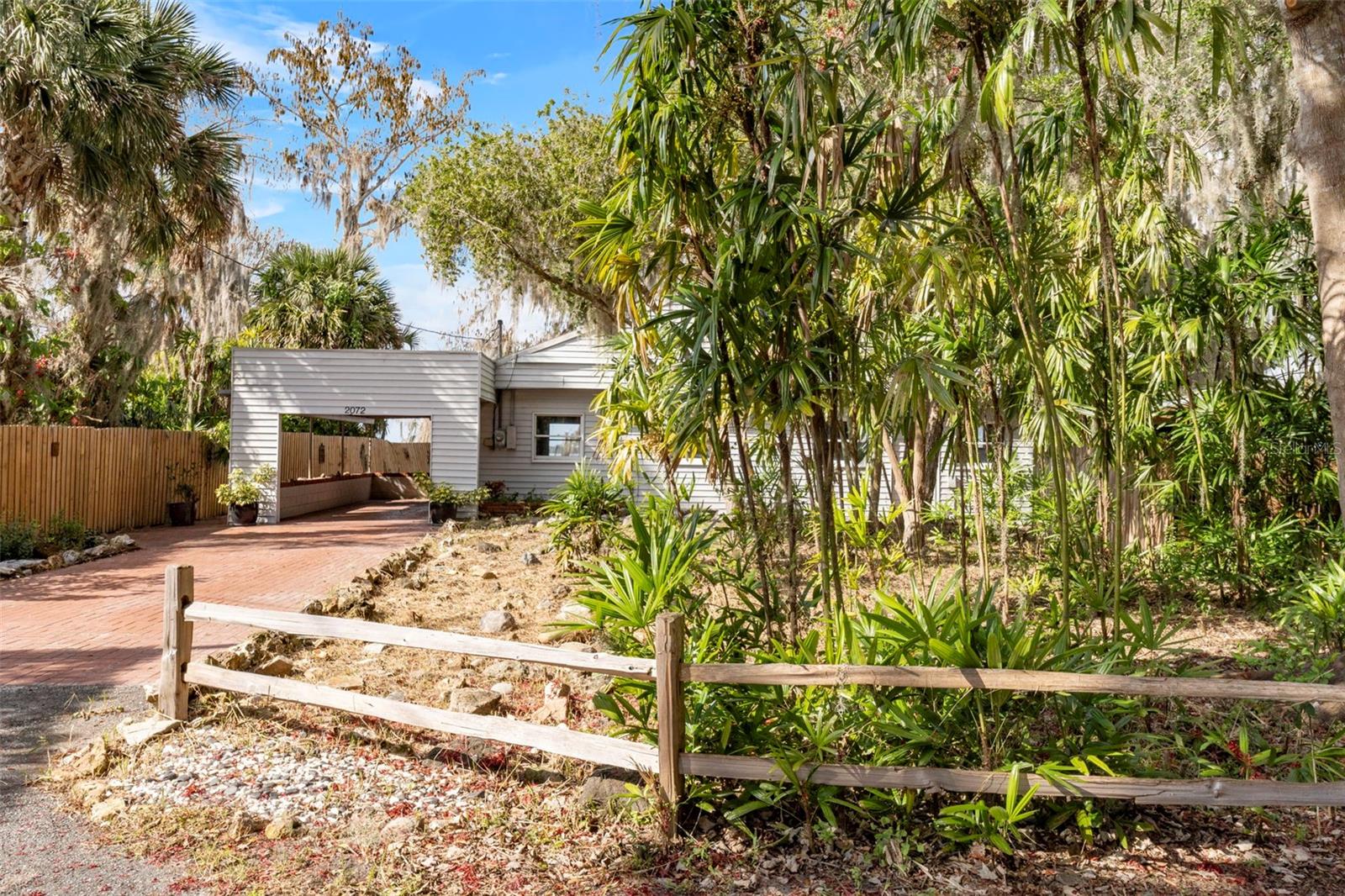 2072 JESSUP RD, OVIEDO, FL, 32765