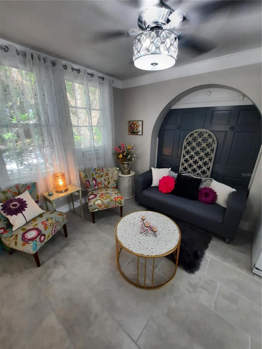 107 S IONA AVE, FRUITLAND PARK, FL, 34731
