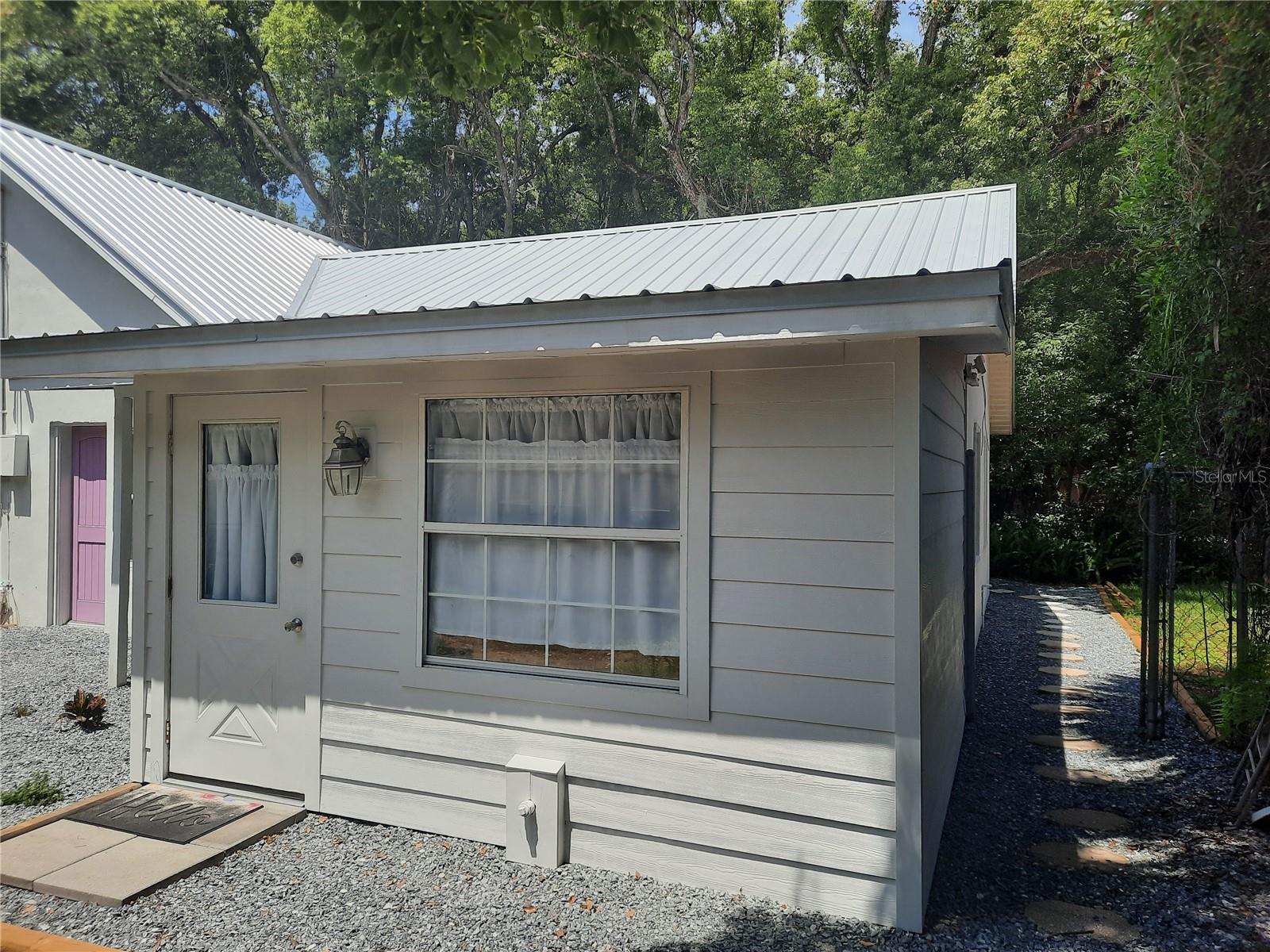 107 S IONA AVE, FRUITLAND PARK, FL, 34731