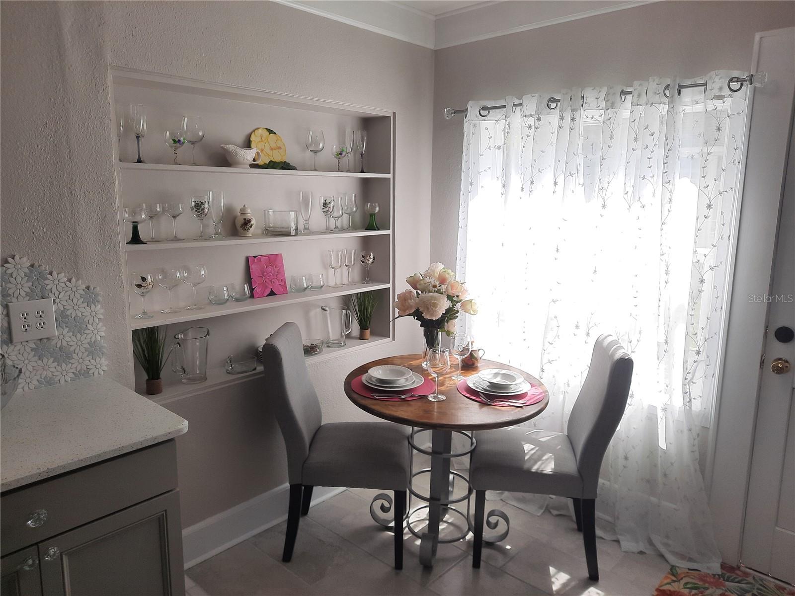 107 S IONA AVE, FRUITLAND PARK, FL, 34731