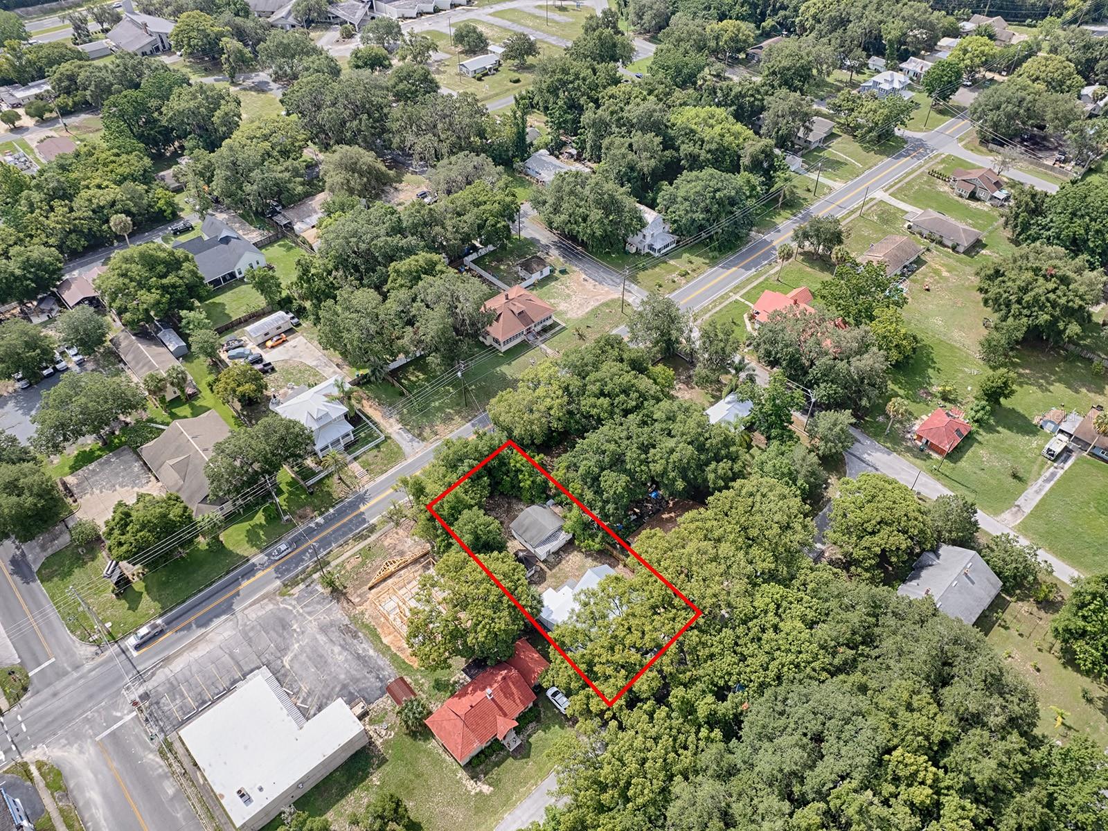107 S IONA AVE, FRUITLAND PARK, FL, 34731