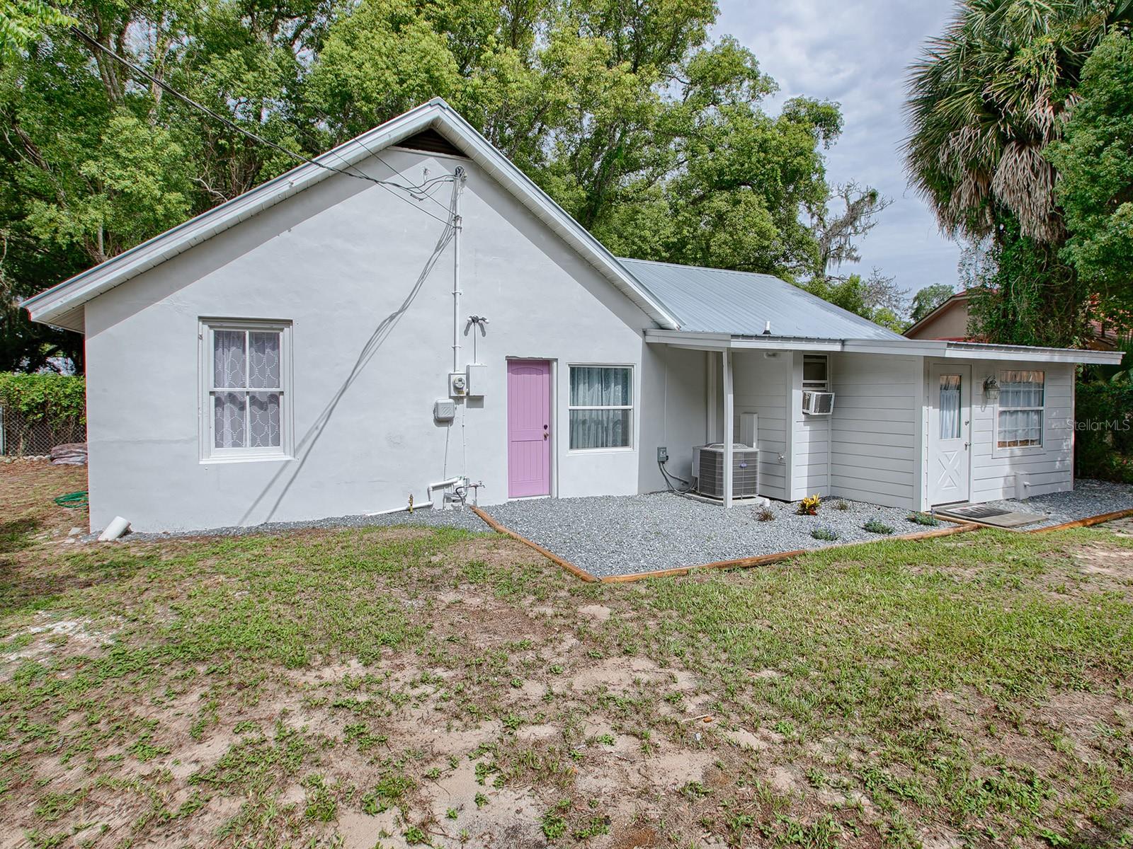 107 S IONA AVE, FRUITLAND PARK, FL, 34731