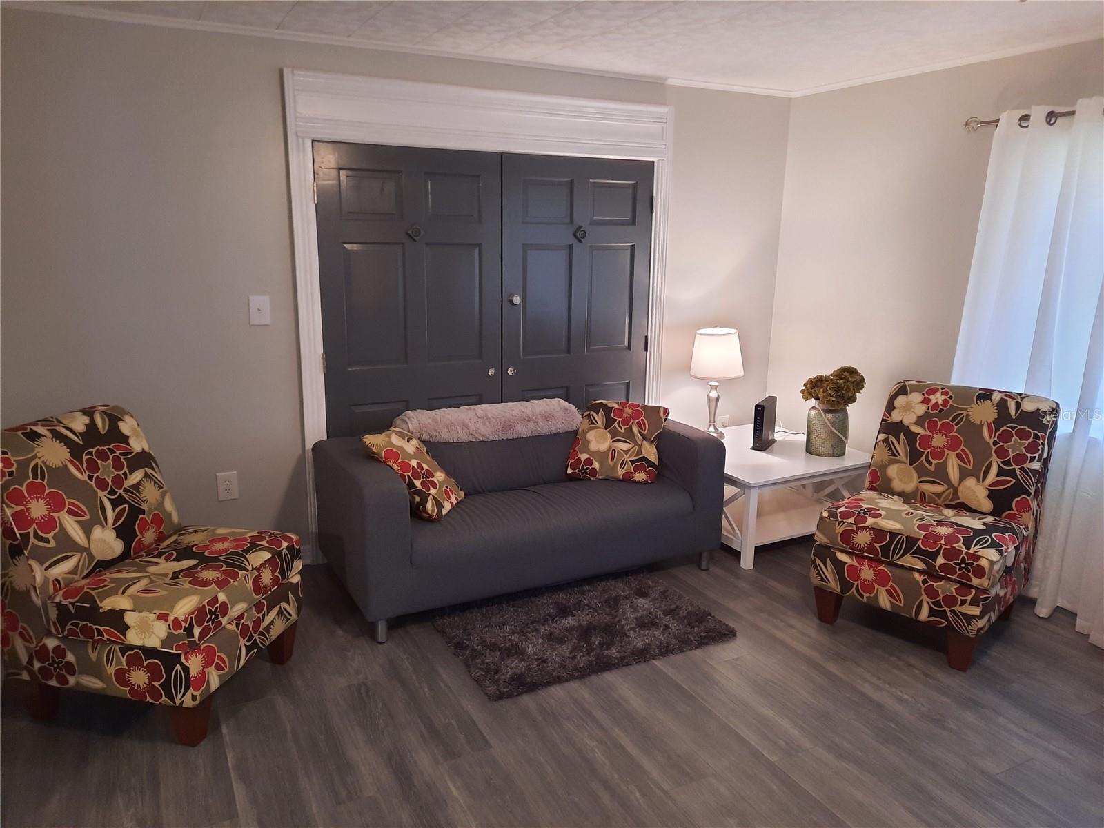 107 S IONA AVE, FRUITLAND PARK, FL, 34731