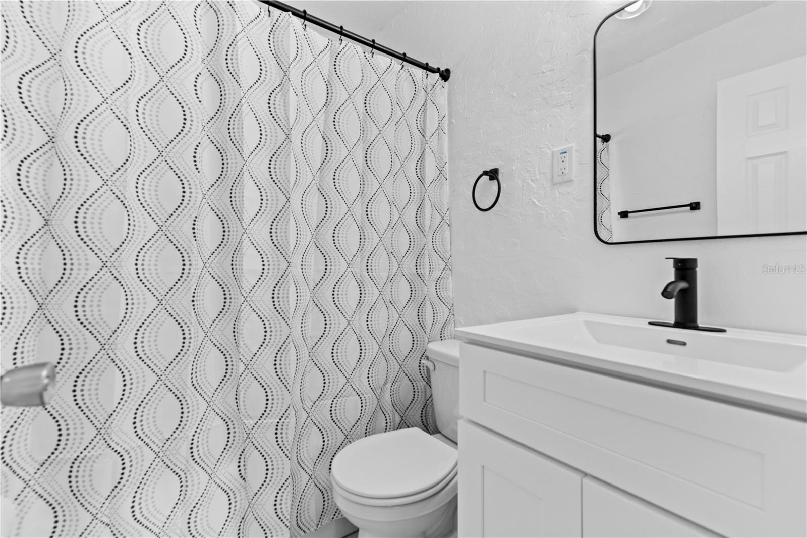 2414 NE 1ST AVE, GAINESVILLE, FL, 32641