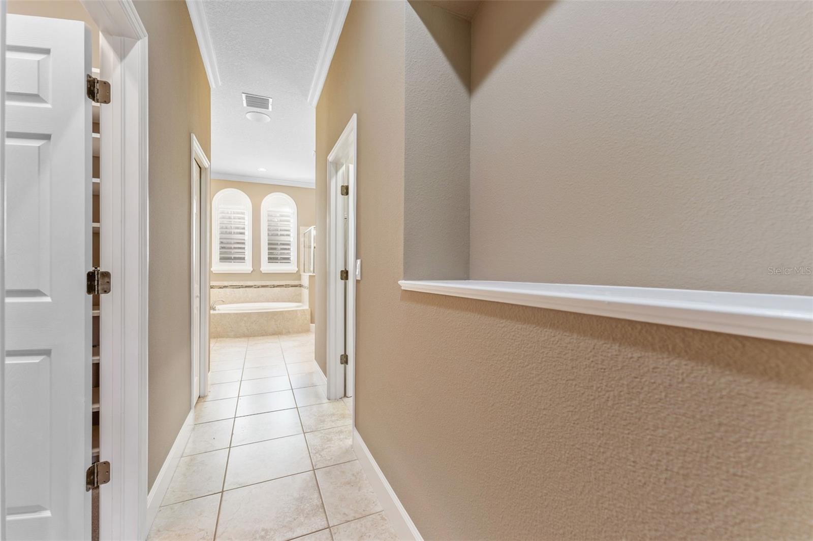 125 FALLING WATER DR, BRANDON, FL, 33511