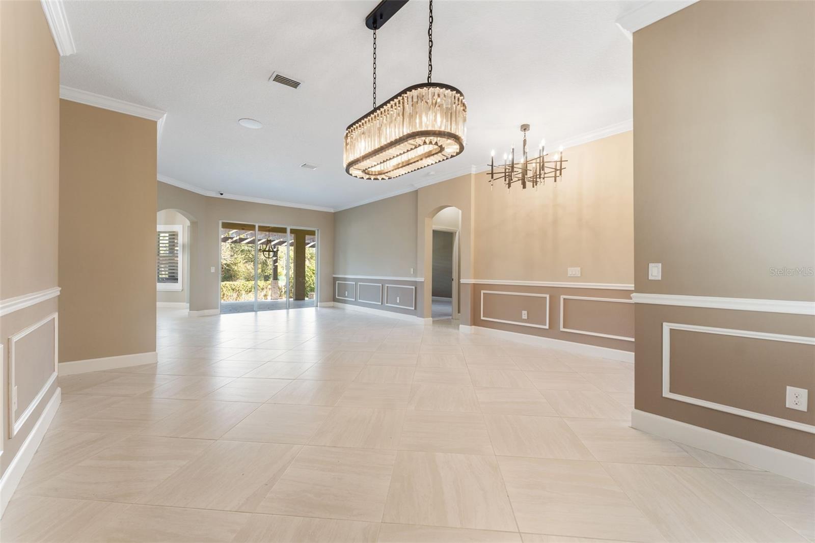 125 FALLING WATER DR, BRANDON, FL, 33511
