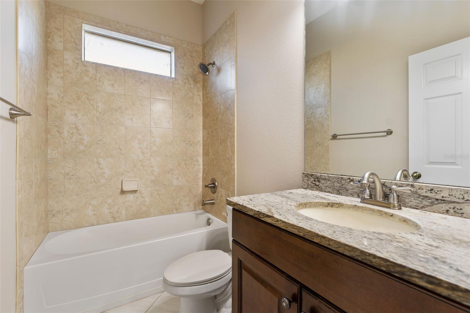 125 FALLING WATER DR, BRANDON, FL, 33511