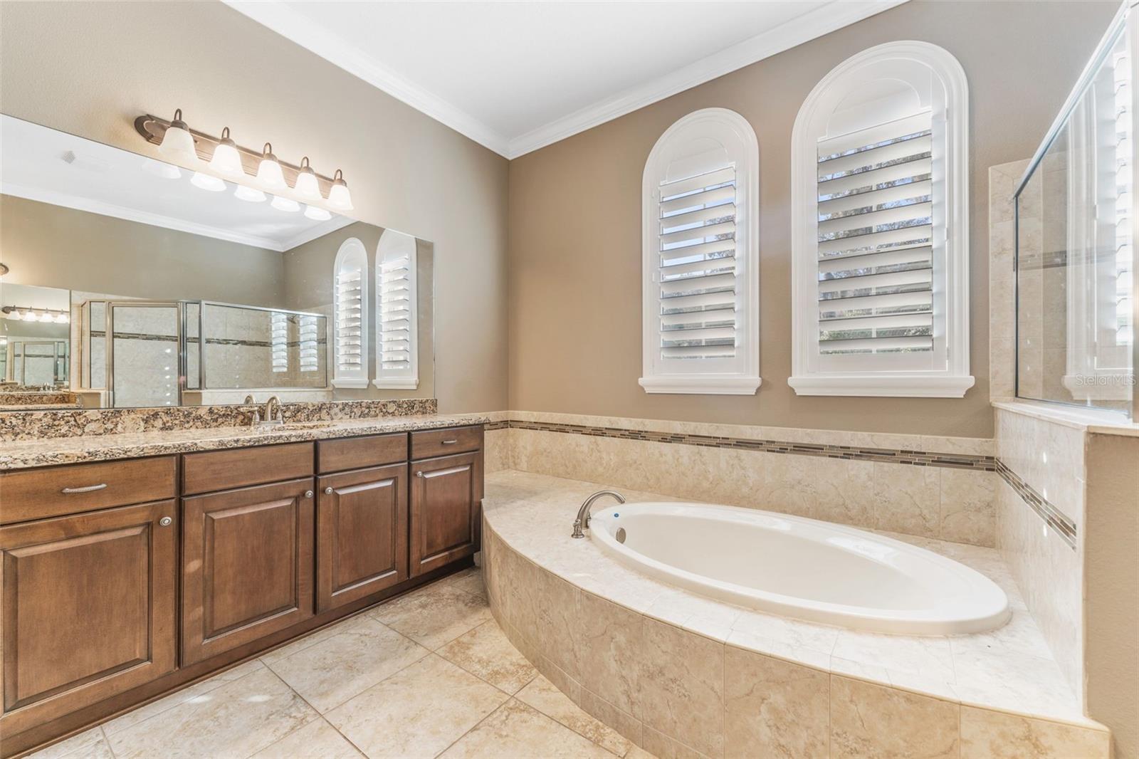 125 FALLING WATER DR, BRANDON, FL, 33511