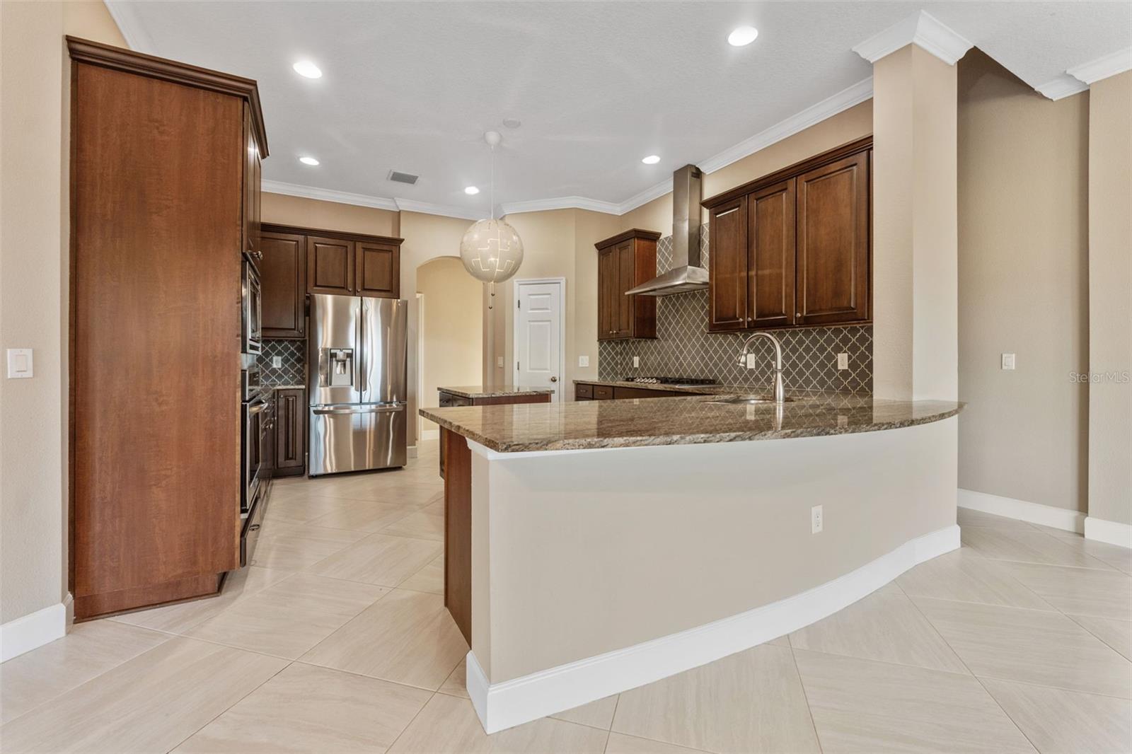 125 FALLING WATER DR, BRANDON, FL, 33511