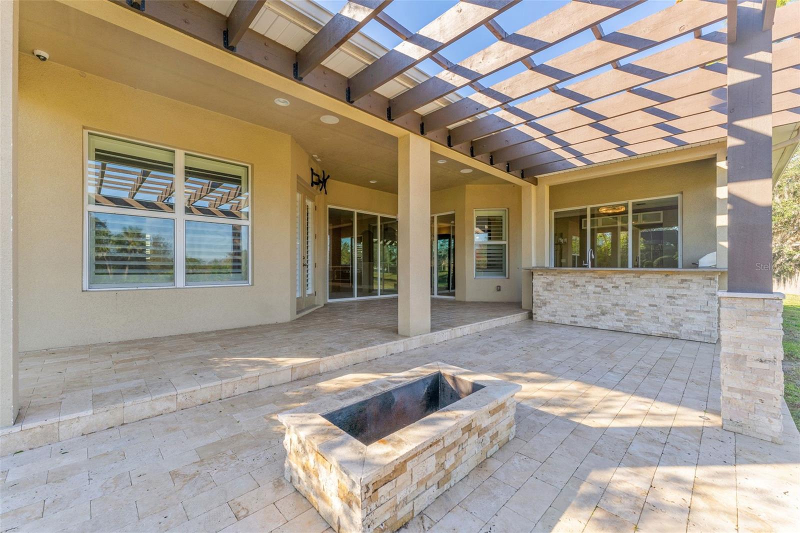 125 FALLING WATER DR, BRANDON, FL, 33511