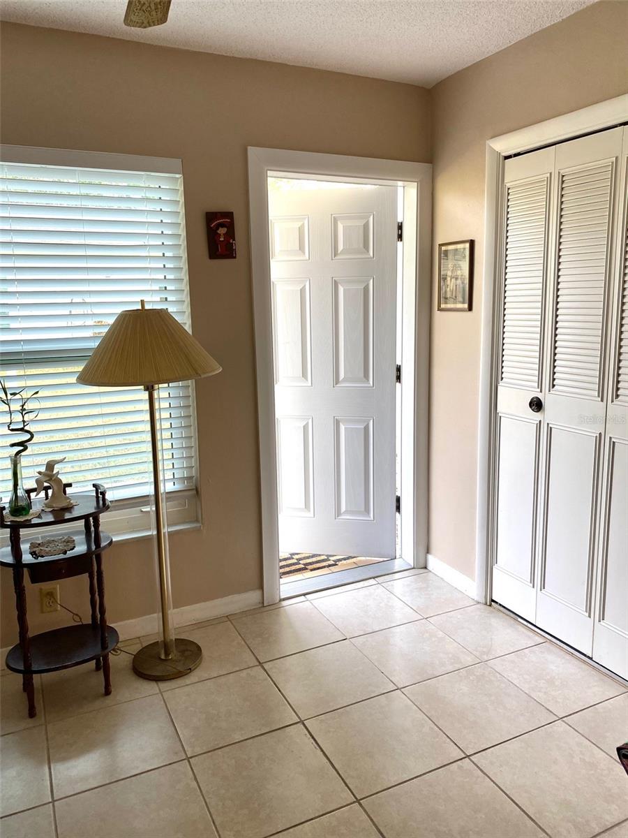 1652 S LAKE AVE #2, CLEARWATER, FL, 33756