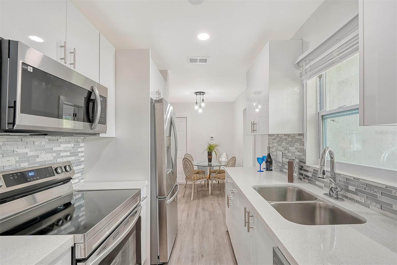 1610 MARILYN AVE, BRADENTON, FL, 34207