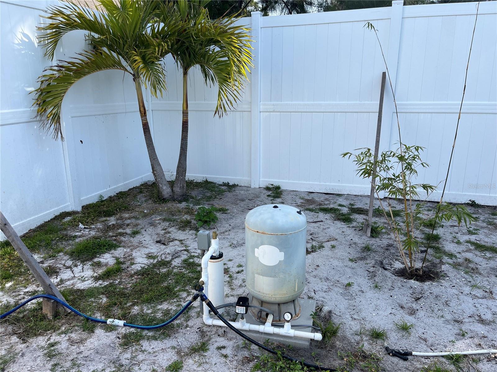 707 ALLIGATOR DR, VENICE, FL, 34293