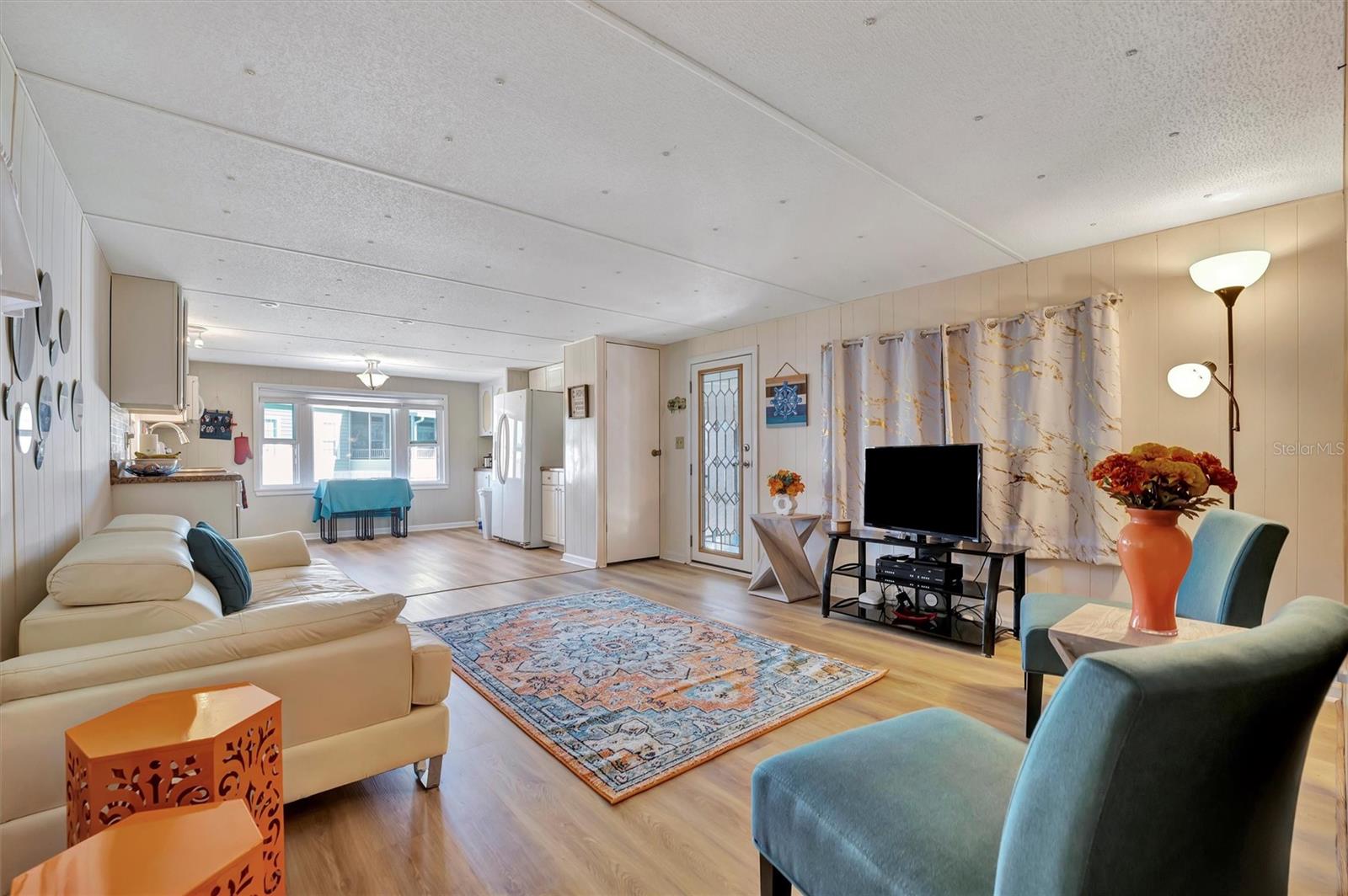 322 S PORT ROYAL LN, APOLLO BEACH, FL, 33572