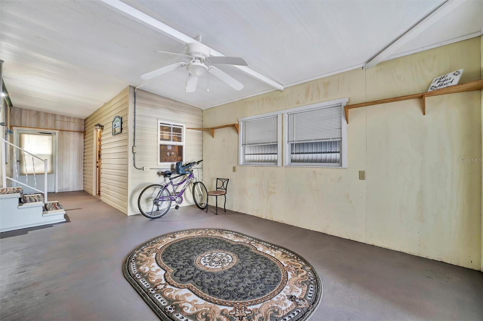 322 S PORT ROYAL LN, APOLLO BEACH, FL, 33572