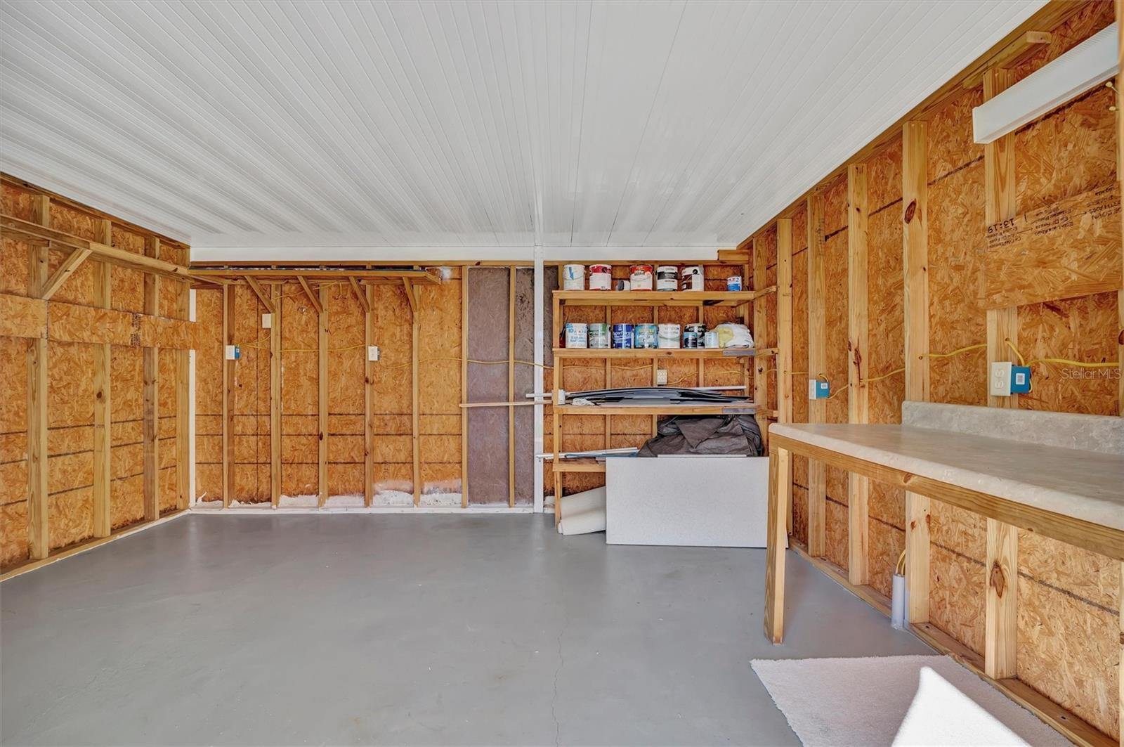 322 S PORT ROYAL LN, APOLLO BEACH, FL, 33572