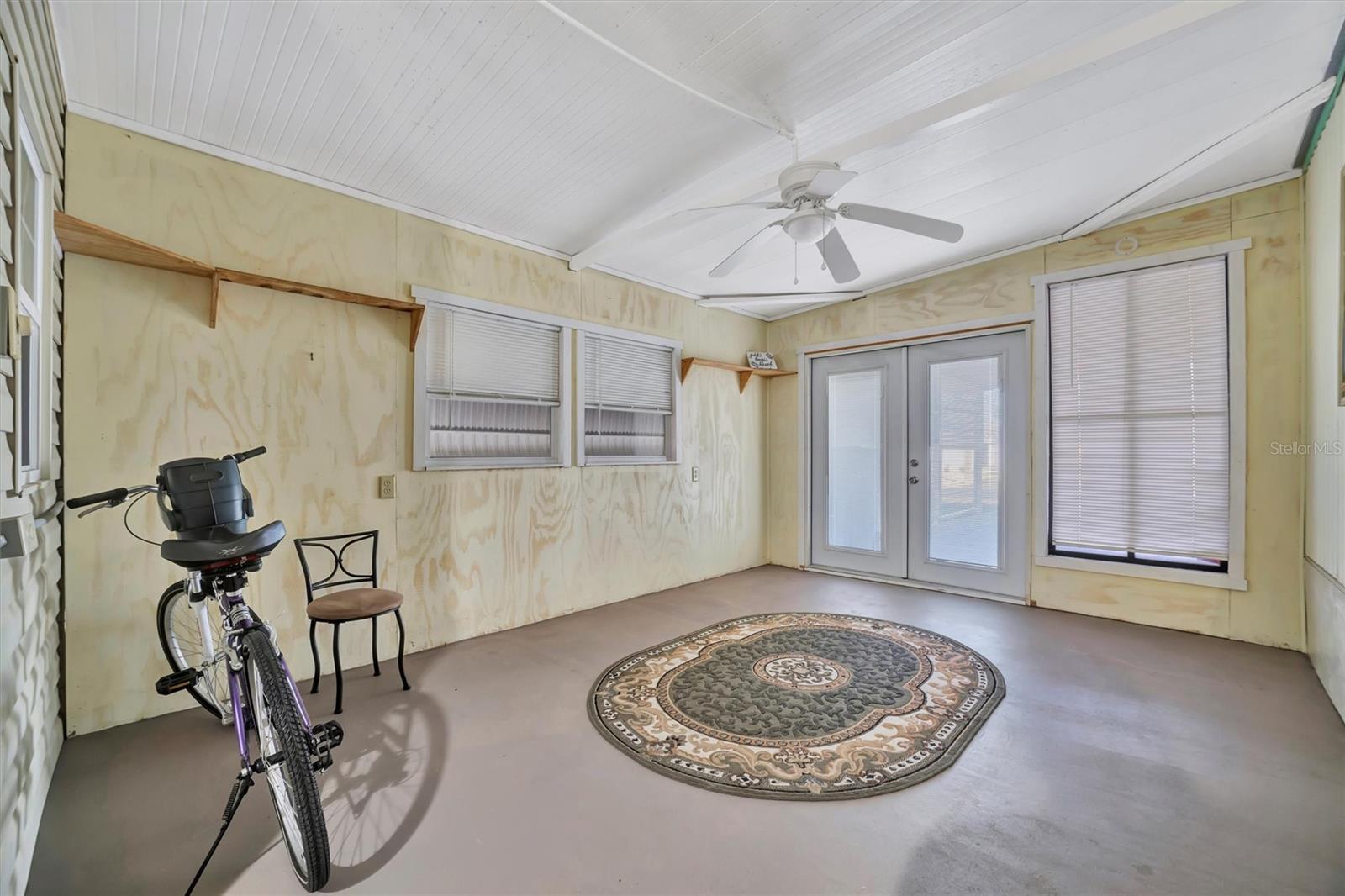 322 S PORT ROYAL LN, APOLLO BEACH, FL, 33572