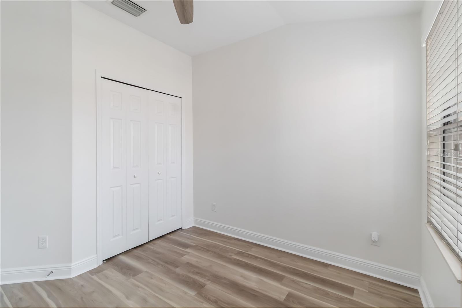 284 CREW CT, SARASOTA, FL, 34243