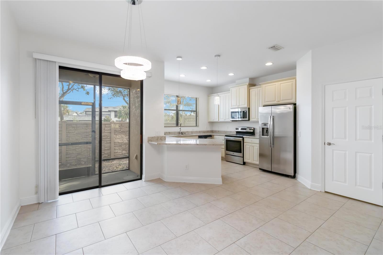 284 CREW CT, SARASOTA, FL, 34243