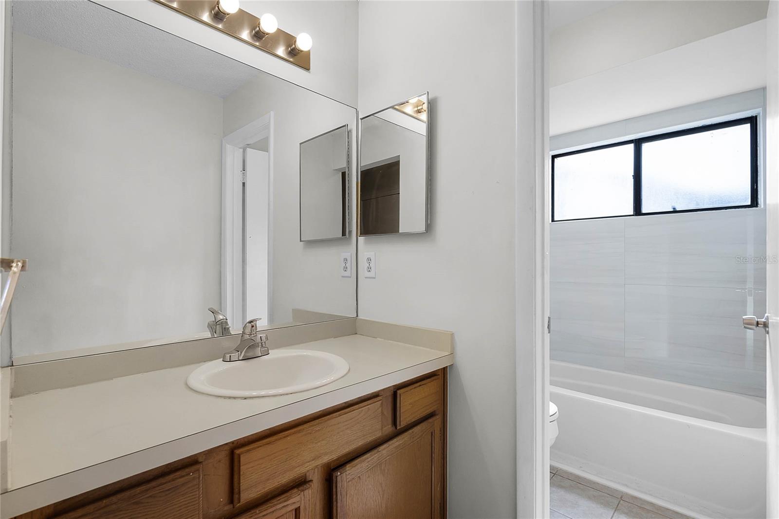 7416 WINDSOME CT, ORLANDO, FL, 32810