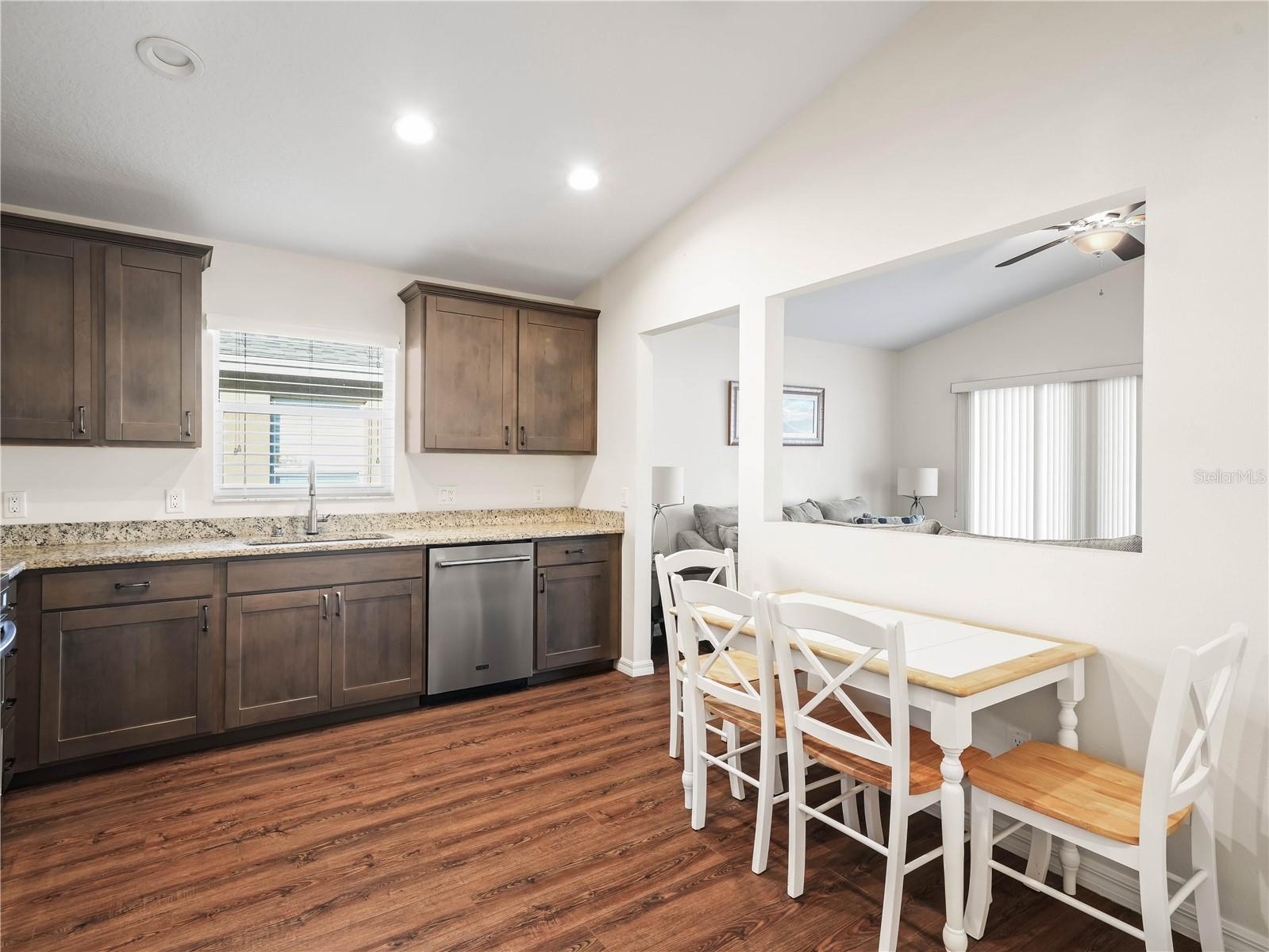 4512 PRESTON WOODS DR, VALRICO, FL, 33596