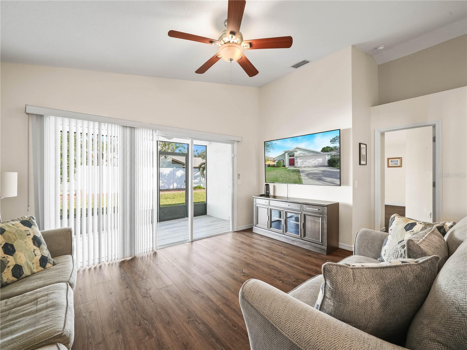 4512 PRESTON WOODS DR, VALRICO, FL, 33596