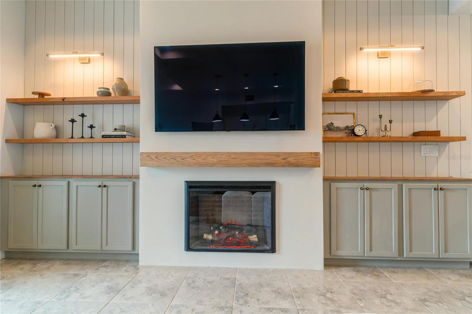 2993 BREEZY MEADOWS DR, CLEARWATER, FL, 33760