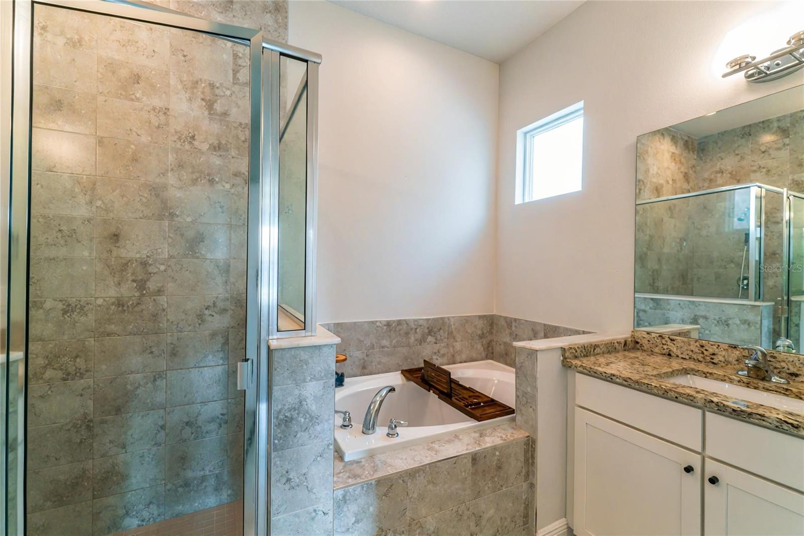 2993 BREEZY MEADOWS DR, CLEARWATER, FL, 33760