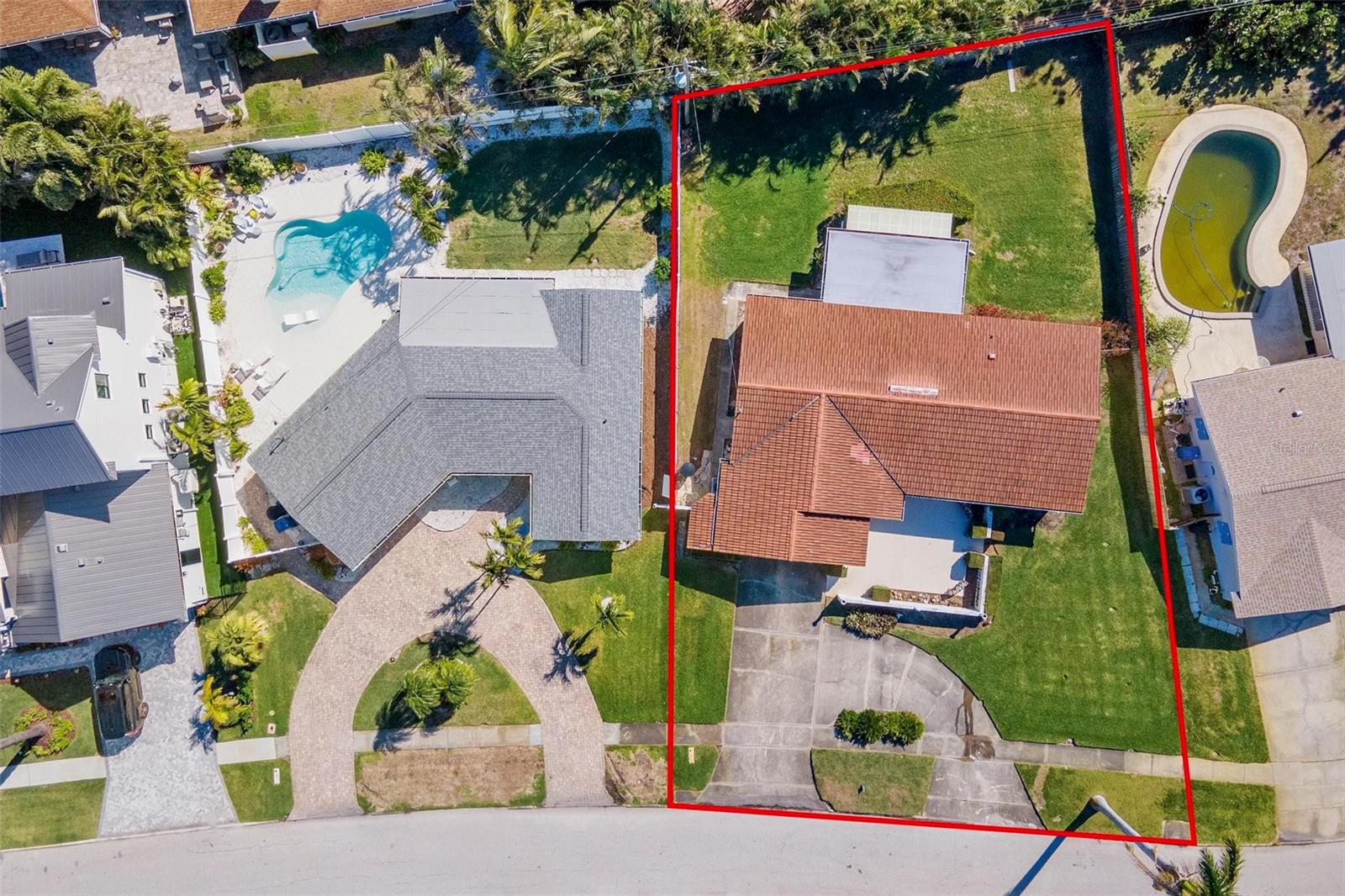 1235 CORDOVA BLVD NE, ST PETERSBURG, FL, 33704