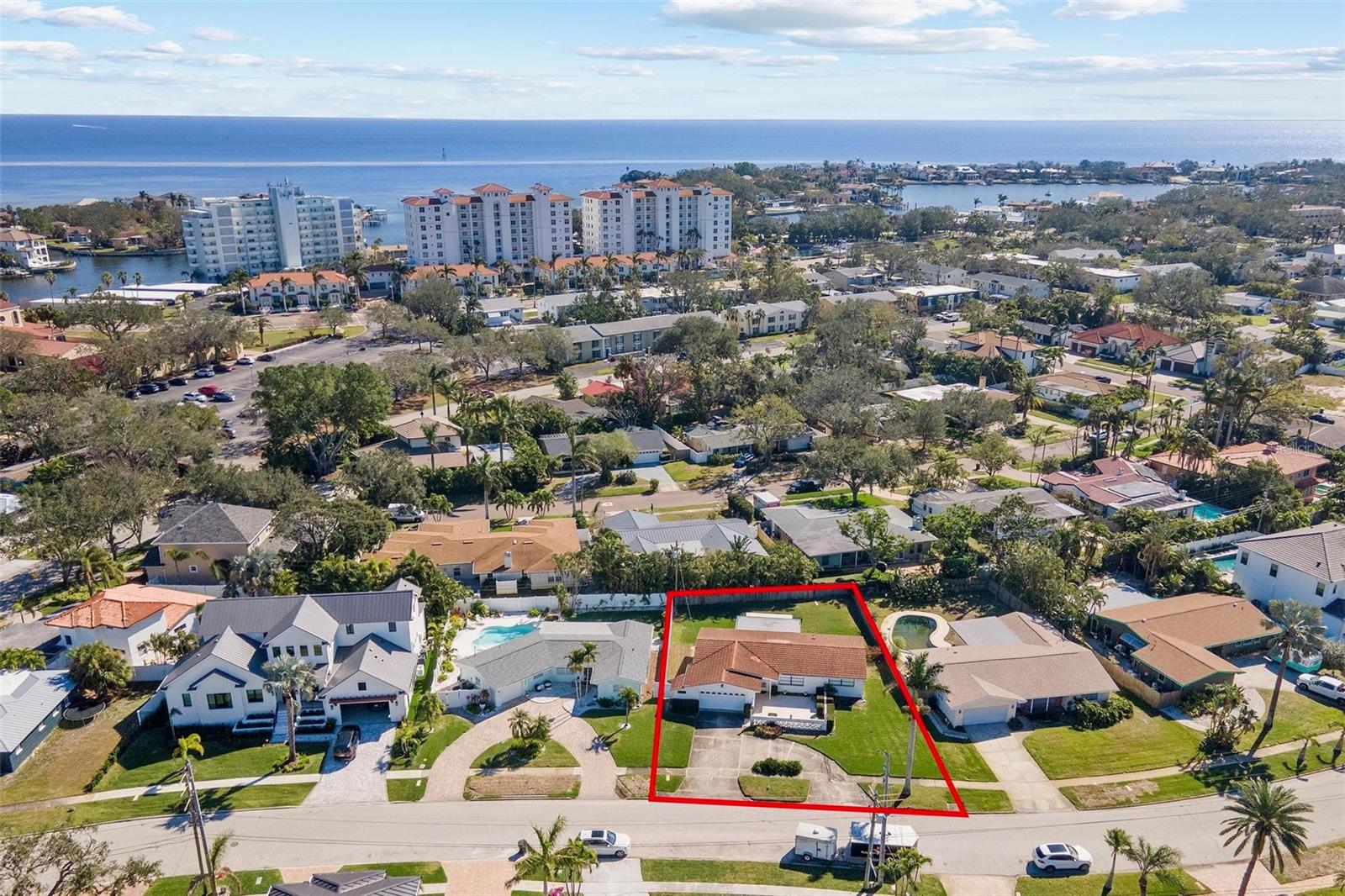 1235 CORDOVA BLVD NE, ST PETERSBURG, FL, 33704